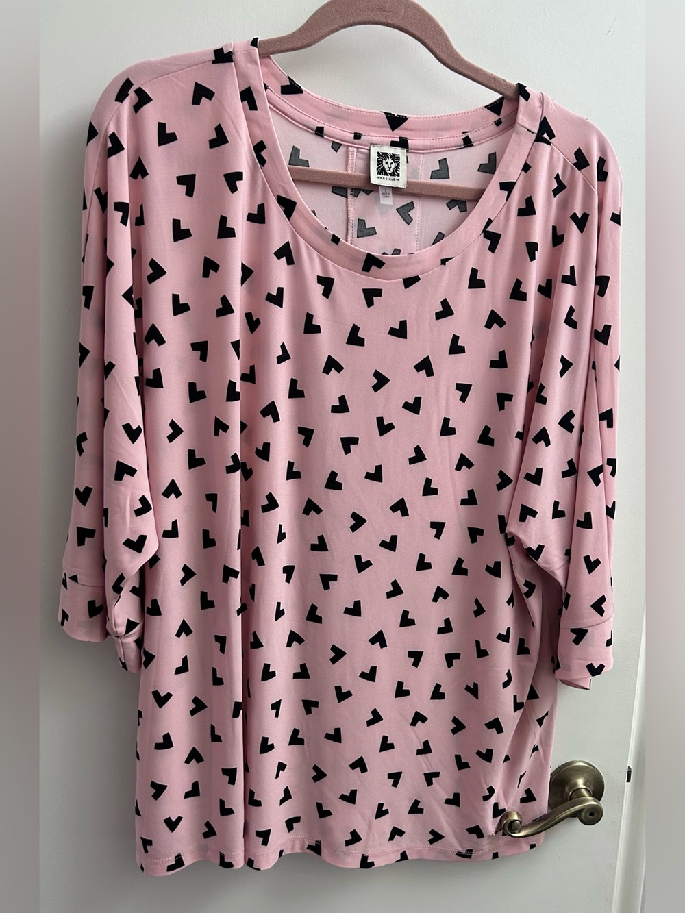 Anne Klein Pink Top With Black Geometric Design. Size Large